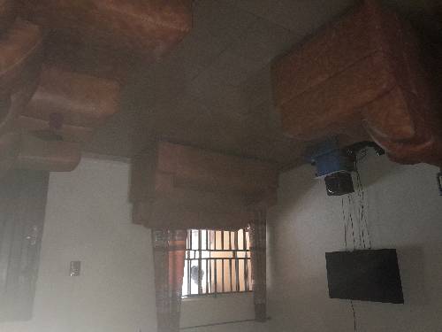 House firniture,all good as new Owner selling inorder to relocate