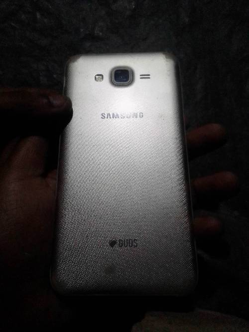 Samsung J 7 next