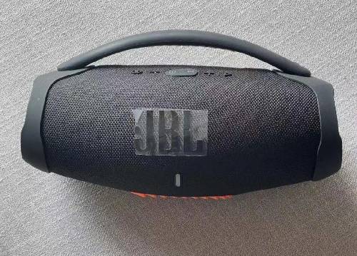 JBLS BOOMBOX 3