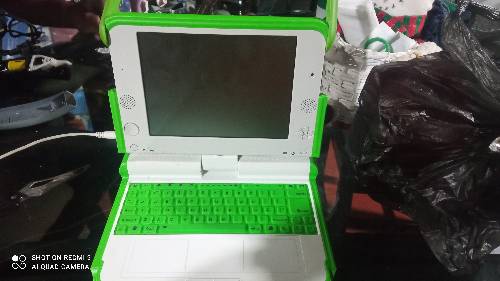Computador xo reliquia y pieza de colección en perfecto estado