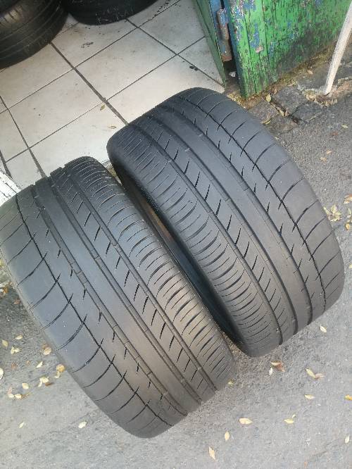 2X 255/35 /19 Michelin Pilot Sport