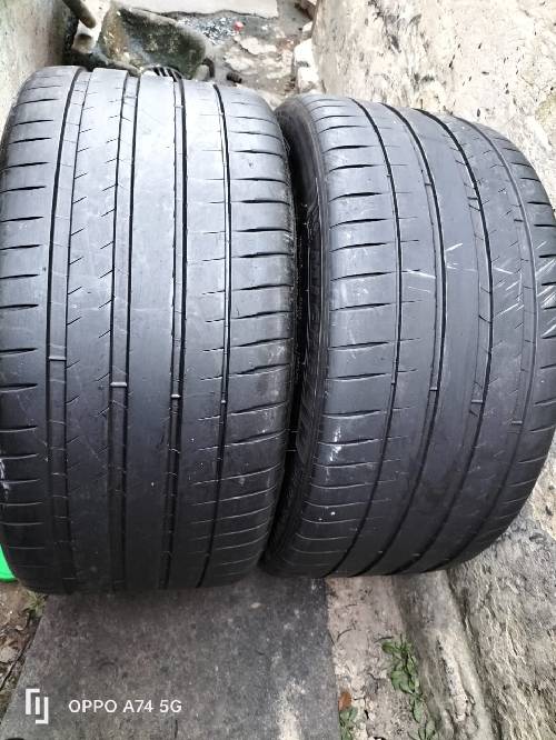 2X 325 /35/22 Michelin Pilot Sport 4S