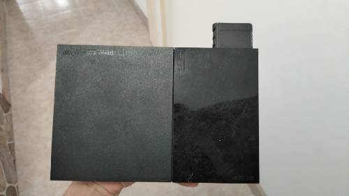 Se vende play 2 con precio negociable -control inalámbrico -pes
