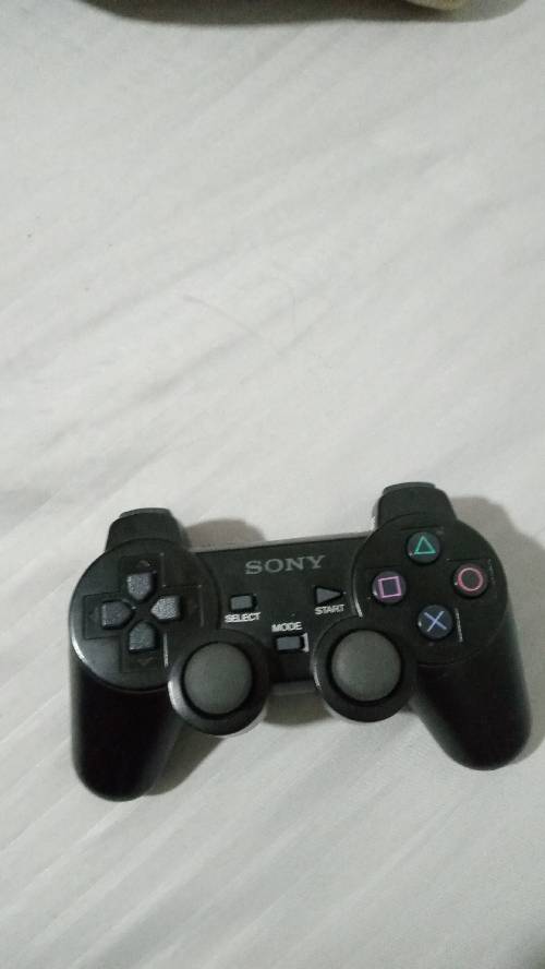 Se vende play 2 con precio negociable -control inalámbrico -pes