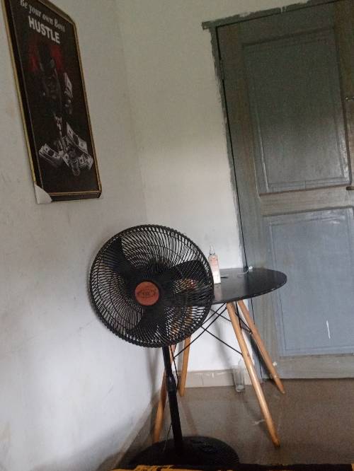 Fan for sale Location: Asaba Price 6k