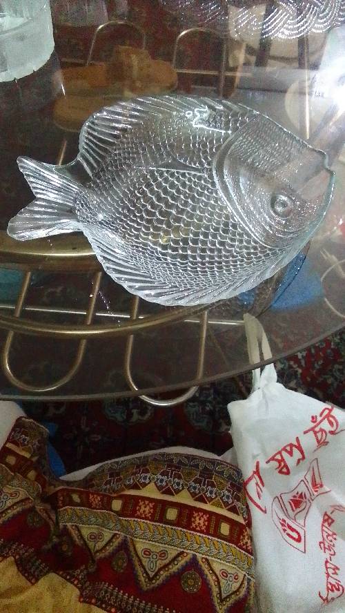I want to sell my fruit plate and fish plate