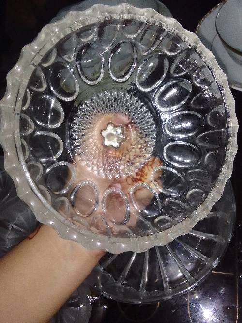 Dry fruits bowl with cover very beautiful no damages