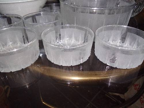 Ice set very beautiful no damages very good condition