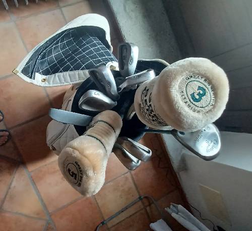 Sacca da Golf completa di mazze