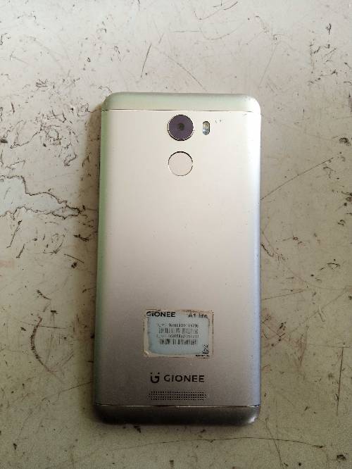 Gionee A1 lite.