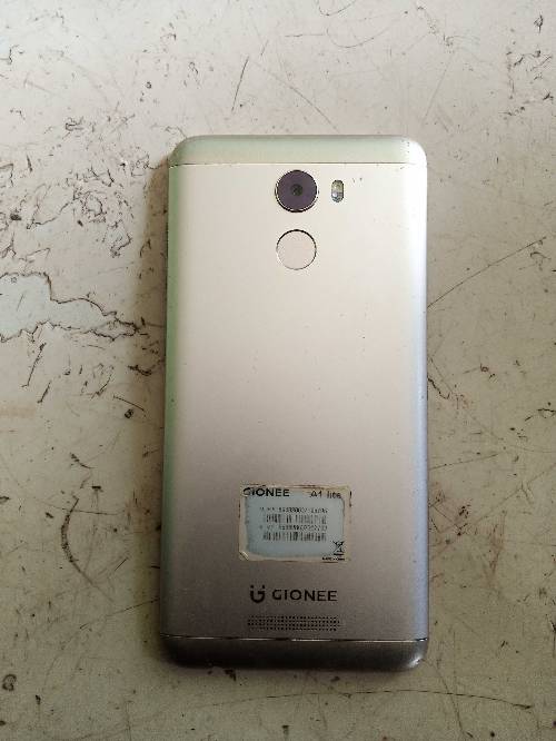 Gionee A1 lite.