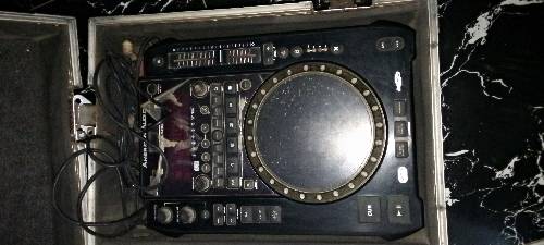 Used 1units of American radius 1000 and 3000 each. 1