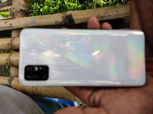 Samsung A51.ram 6/128. Battery Health 95%...by sell 18000k... Harinakundu... Jhinaidha...