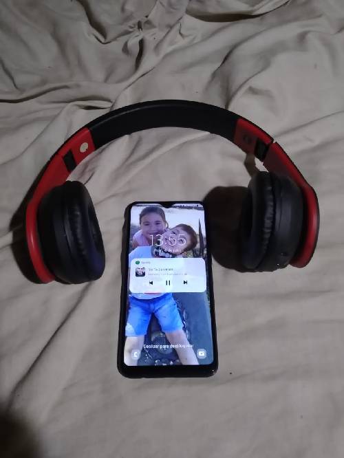 Vendo celular sin detalle