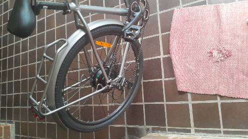 Ebike pedal galaxy silver In colour it's only got 87.8km
