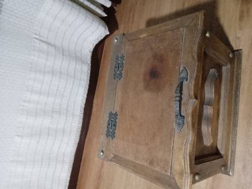 Baul madera rustico