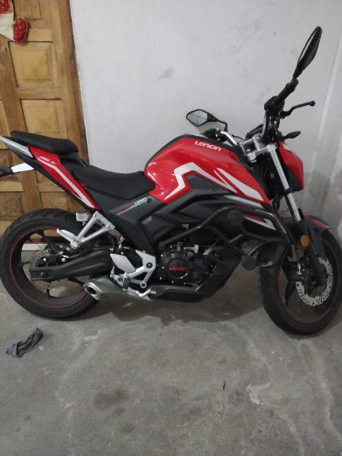 Moto loncin cr5 pro 250 Kl 500 Año 2024 Cominucarse