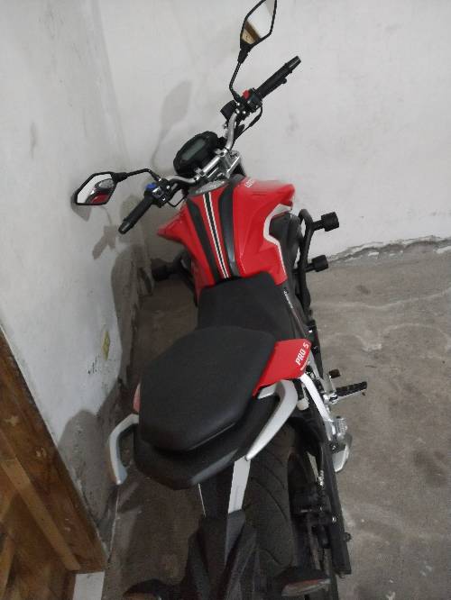 Moto loncin cr5 pro 250 Kl 500 Año 2024 Cominucarse