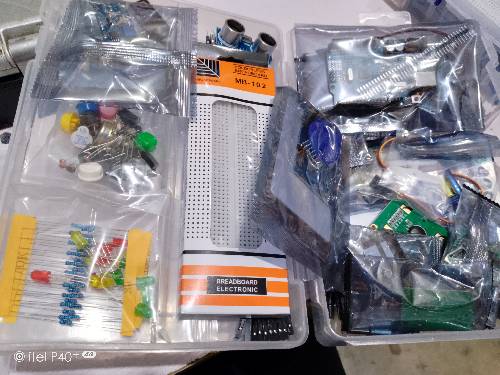 This is a learning kit