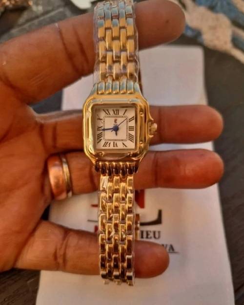 Movimento: movimento Al Quarzo Orologio originale con fermo di sicurezza