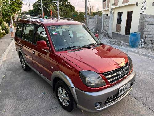 ADVENTURE 2015 GLS SPORT 7 TO 9 SEATER MANUAL TRANSMISSION