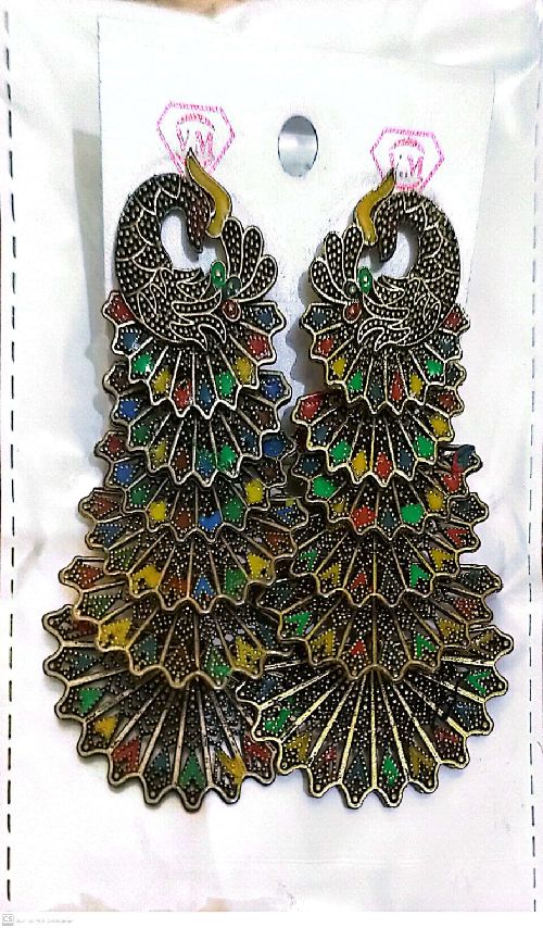 Indian earring collection Per pis (400 taka)