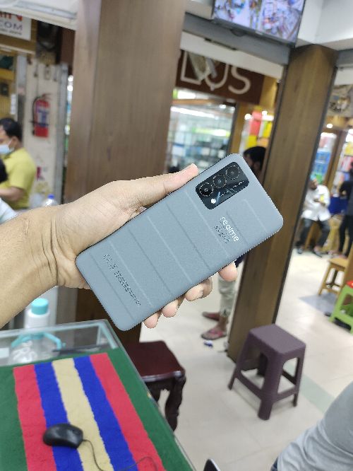 Realme gt master addition আমাদের ২ টা দোকান ১ম দোকান