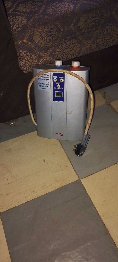 Instant water heater
