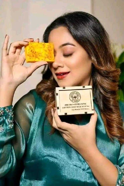 Regal Pleasure Handmade Soap🌸🌸 Saffron_goat_milk_soap🌼🌼 একটা সবান আপনি ৪/৫ মাস