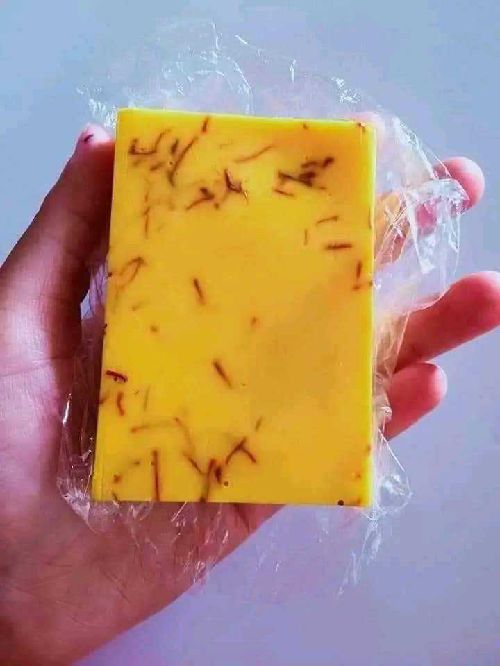 Regal Pleasure Handmade Soap🌸🌸 Saffron_goat_milk_soap🌼🌼 একটা সবান আপনি ৪/৫ মাস