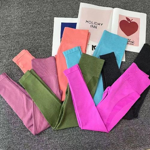 Gym leggings, pink and peach available Send in your orders