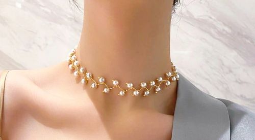 • Material: Zinc Metal Alloy • Stone: Pearl • Number