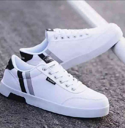 Stylish And Fashionable Winter And Summer Black Color Exclusive Sneakers