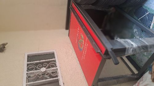 GUILLOTINA DE PALANCA INDUSTRIAL DE 60X100 CM $ 1.800.000 CARACTERÍSTICAS: