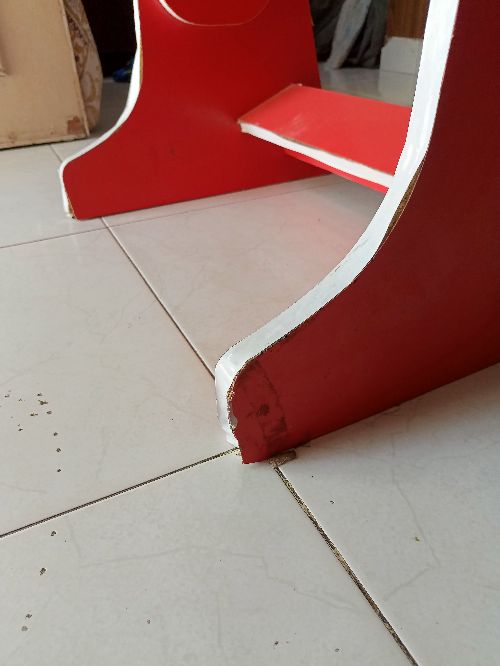 Kids study table for sale