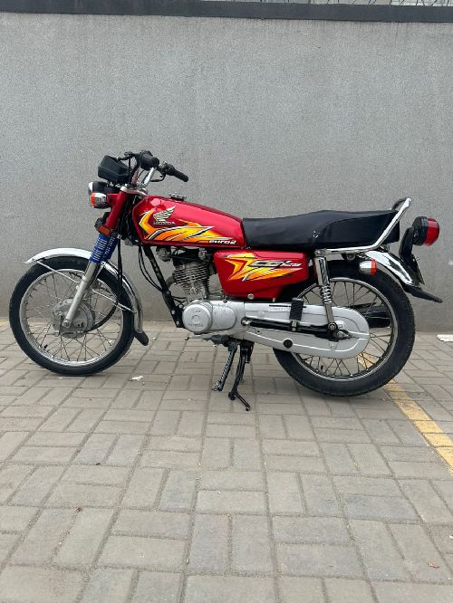 Honda 125 CG fire urgent sale my WhatsApp number only
