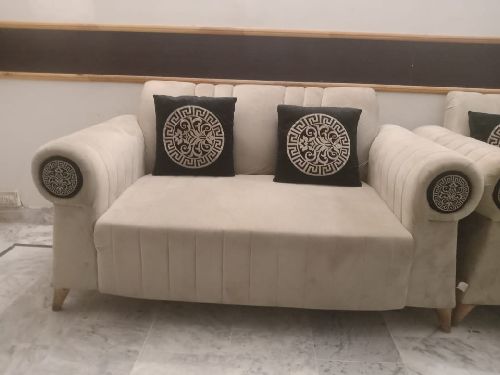 Urgent sale 5 Seater sofa in new condition location G