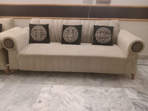 Urgent sale 5 Seater sofa in new condition location G