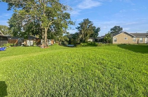 BEAUTIFUL FAMILY HOME FOR RENT . 7558 ALLSPICE Circle N,