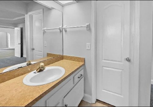 BEAUTIFUL FAMILY HOME FOR RENT . 7558 ALLSPICE Circle N,