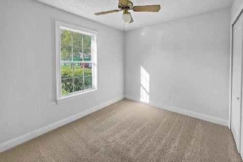 BEAUTIFUL FAMILY HOME FOR RENT . 7558 ALLSPICE Circle N,
