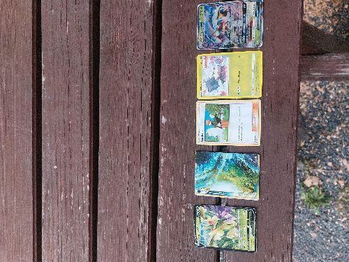 Pokémon kartičky v dobrém stavvu