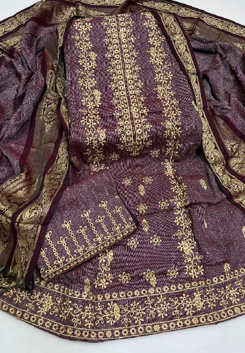 Online dress available ladies and gents clothes available for Pakistan