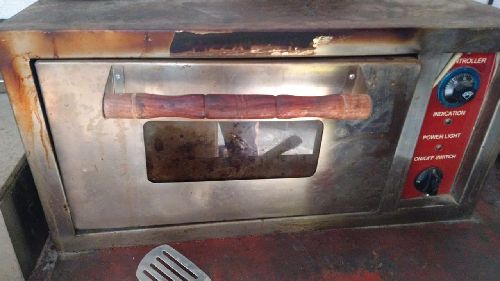 Pizza oven frayer microwave frizzer 3 table glow sine bord