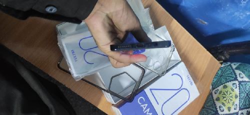 One hand used. Official PTA approved 33watt+5000mah battery MDH G99