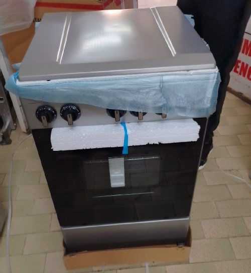 Brand New Ramtons freestanding cooker that comes with gas oven
