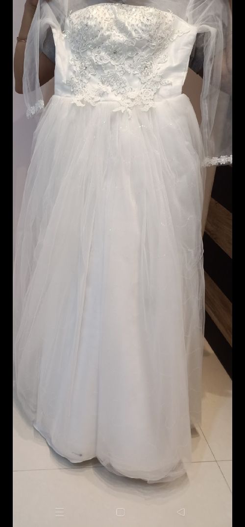One time use party wear gown