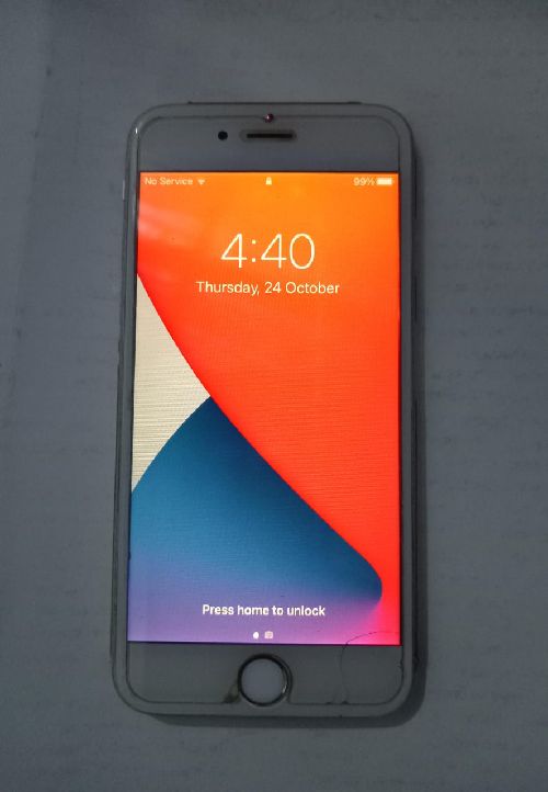 iPhone 6S 4/64 Don't have any problem. Mobile purchase from