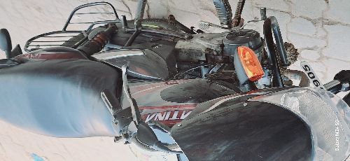 Baik paltina bajaj