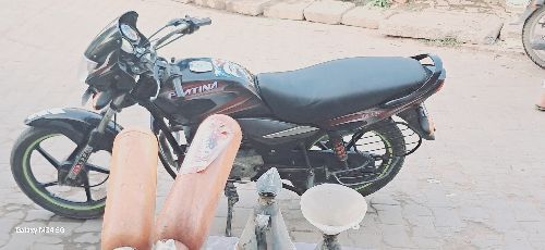Baik paltina bajaj